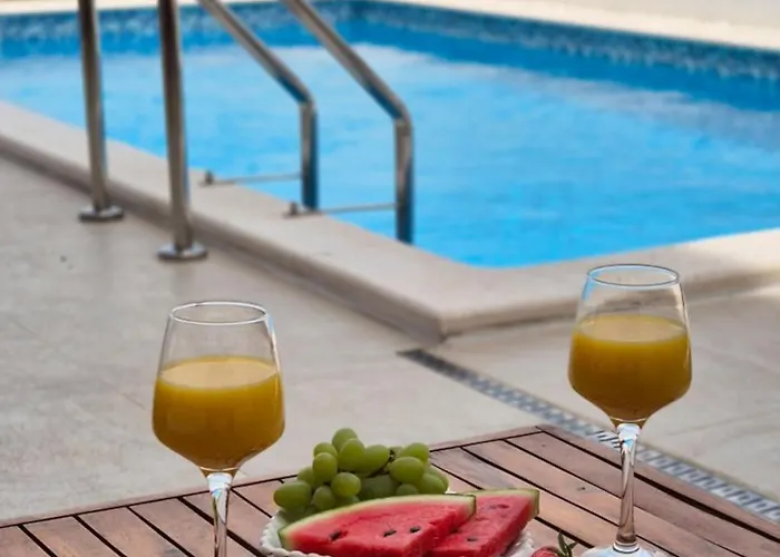 Apartment With Private Swimming Pool