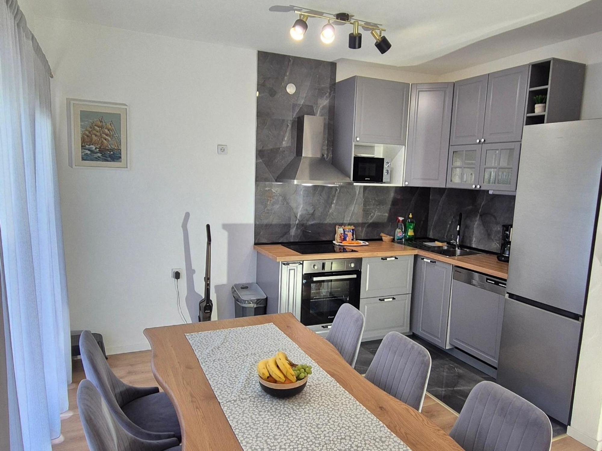 With Private Swimming Pool Apartment