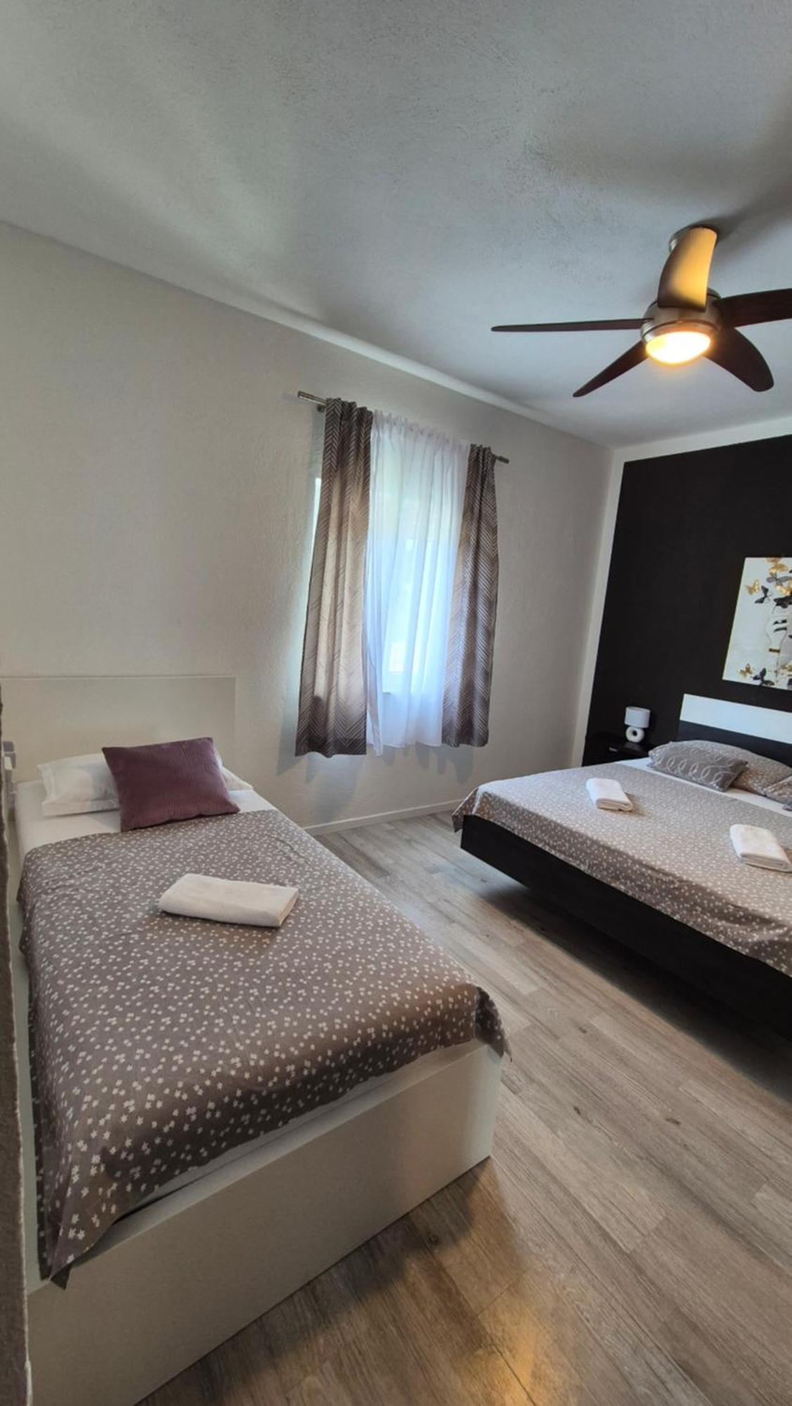 With Private Swimming Pool Apartment *